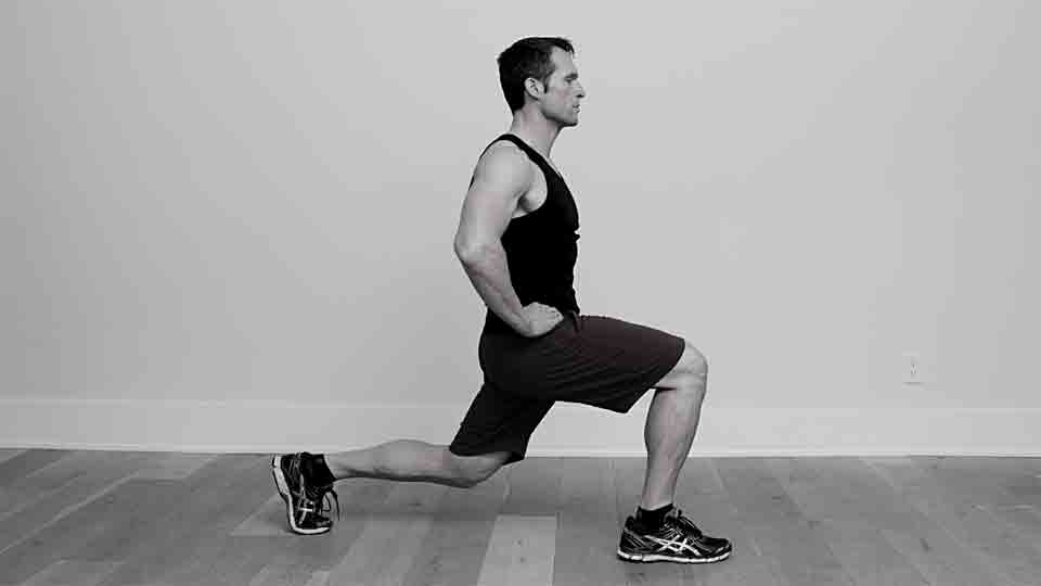 step lunges calisthenics exercise for full body workout